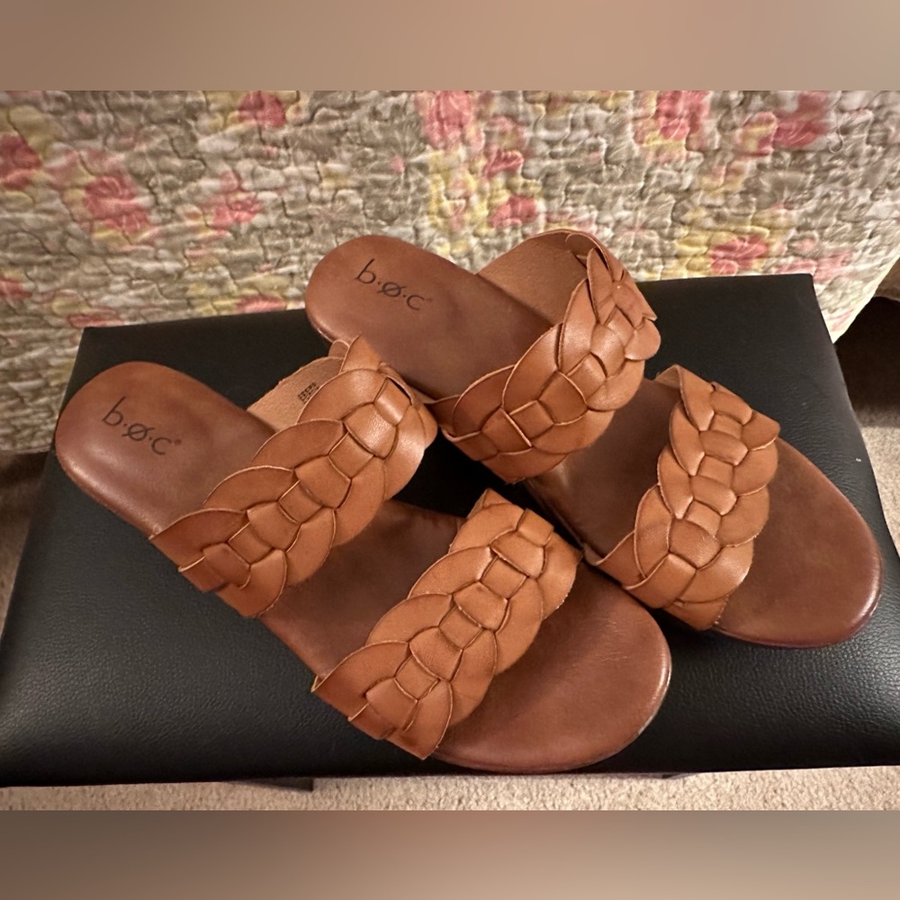b.o.c Sandals